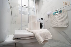 Free toiletries, hair dryer, towels, toilet paper - Beautiful, fully equipped 2BR home in Mellieha (Mellieħa)
