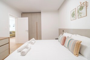 1 多间卧室、办公桌、熨斗/熨衣板、WiFi