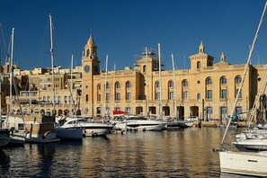 Marina/club náutico