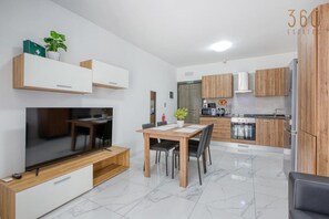 Fridge, microwave, oven, stovetop - Beautiful seafront 1BR APT w/Balcony & AC in Qawra (St. Paul`s Bay)