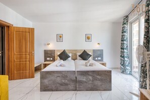 1 bedroom, desk, iron/ironing board, WiFi