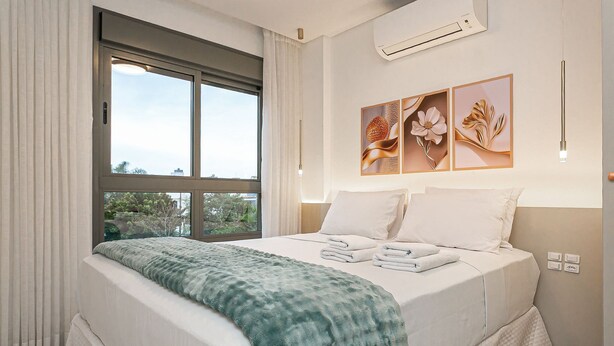 Unclassified image, 1 of 28, button - Rooftop Pool | 500m from Jurerê Beach #JA38 (Florianópolis)