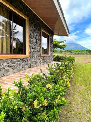 Family Cabin, Patio, Mountain View