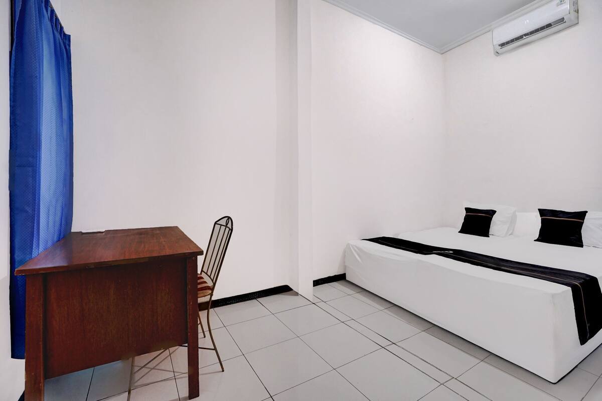 Deluxe Double Room | Soundproofing, free WiFi, bed sheets