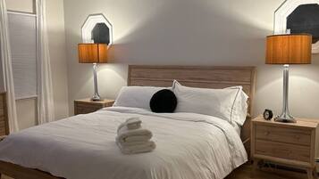 4 habitaciones, tabla de planchar con plancha, wifi y ropa de cama