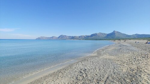 Brand new apartment 1min from the sea, terrace and garden