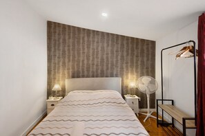 1 bedroom, WiFi, bed sheets