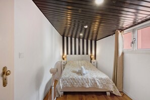 1 habitación, wifi y ropa de cama