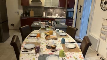 Petit déjeuner continental compris tous les jours