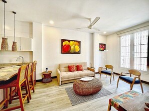 تلفزيون، مكتب