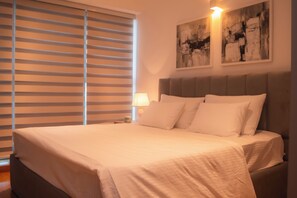Iron/ironing board, internet, bed sheets