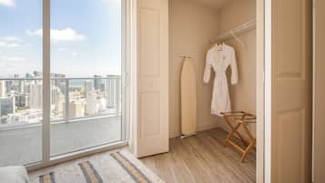 Ameublement personnalisé, fer et planche à repasser, Wi-Fi gratuit