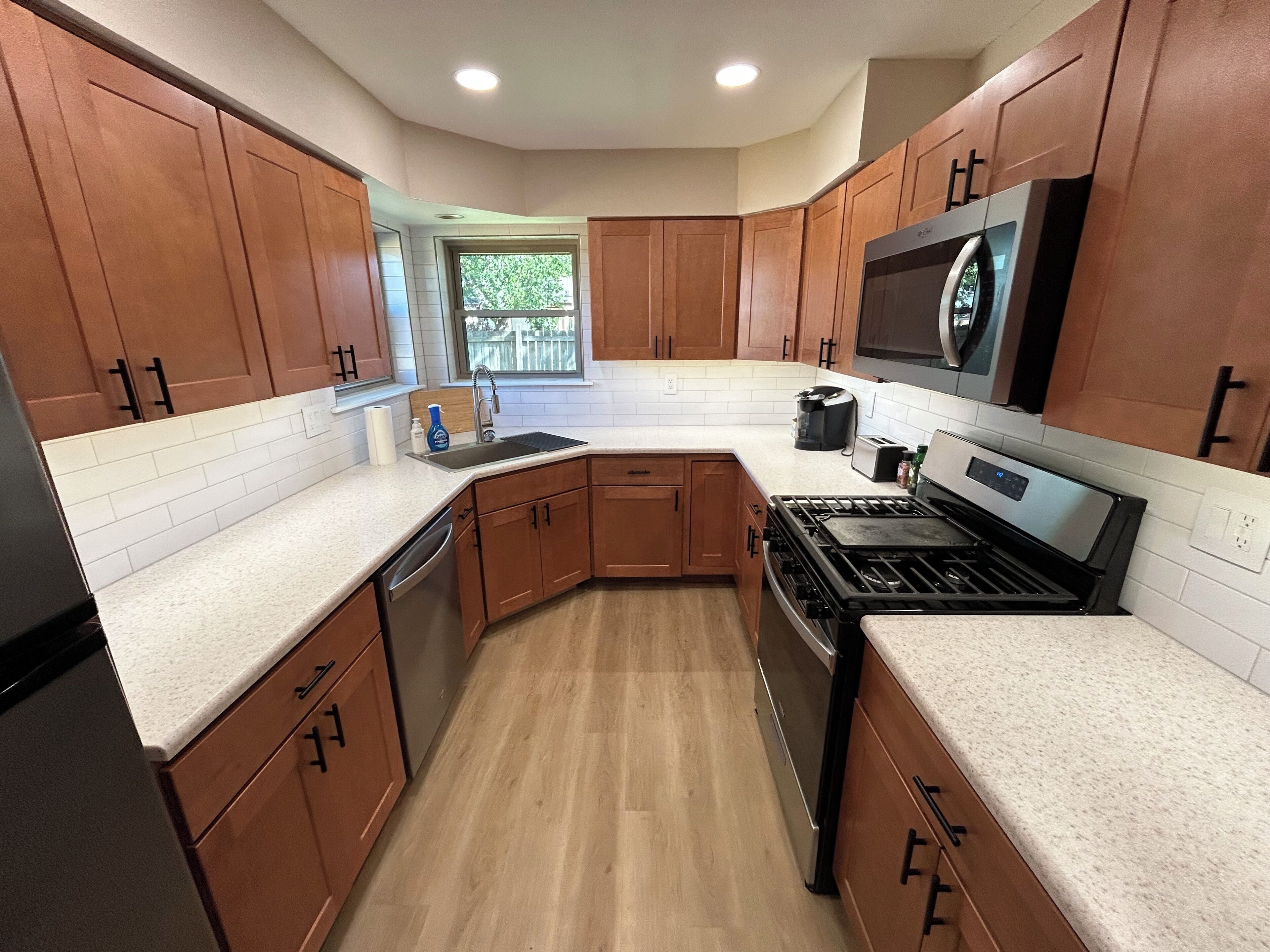 Microwave, oven, stovetop, dishwasher