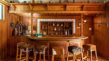 Bar (en la propiedad)