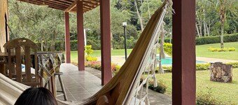 Cozy Farmhouse with Pool in Bom Jardim