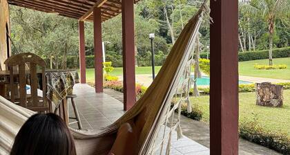 Cozy Farmhouse with Pool in Bom Jardim