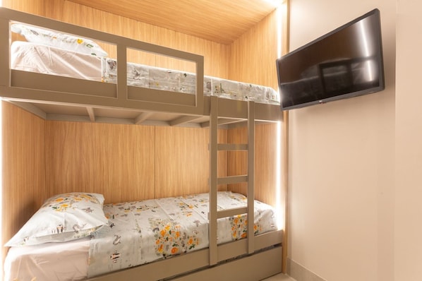 Ferros/tábuas de passar roupa, roupa de cama
