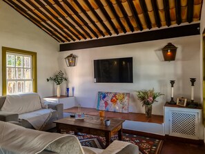 TV - 300m to Manguinhos Beach - BBQ + Air Conditioning (Búzios)