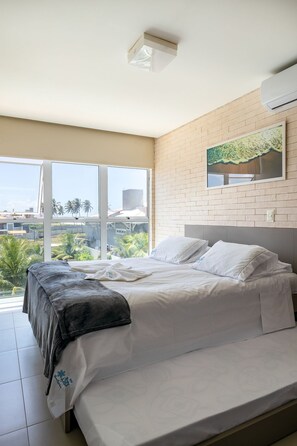 2 chambres, fer et planche à repasser, draps fournis