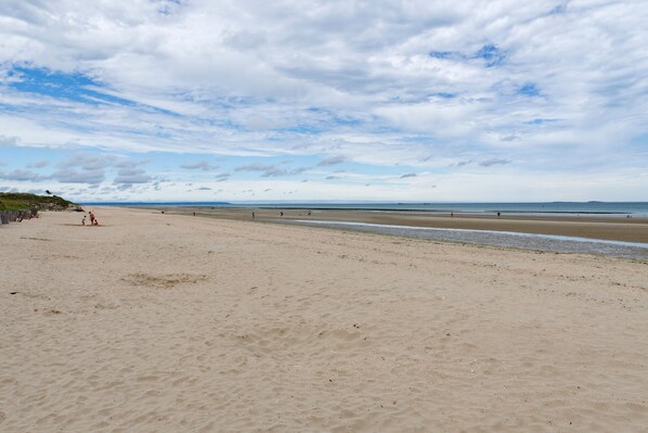 Una playa cerca