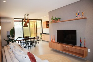 TV - Cozy house in the Reserva do Toque Condominium (São Miguel dos Milagres)