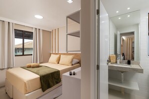 1 bedroom, iron/ironing board, Internet, bed sheets