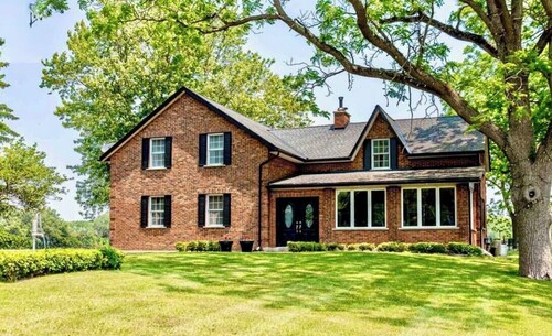 Walnut Grove Estate is a spacious and cozy farmhouse with 50acres of privacy.