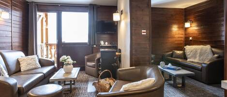 Apartment | Living room