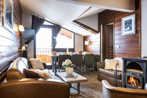 Apartment | Living room - Woodsy Retreat in the Alps (Albiez-Montrond)