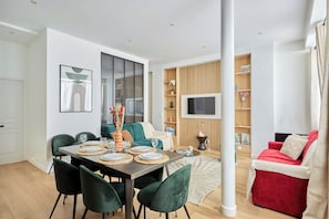 Apartment | Living area