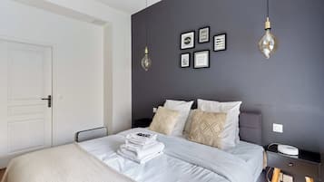 3 chambres, espace de travail pour ordinateur portable