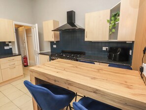 Private kitchen - The Causeway (Llandudno)