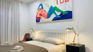 2 Schlafzimmer, Schreibtisch, Bügeleisen/Bügelbrett, kostenloses WLAN