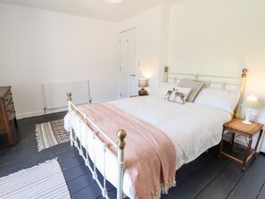 3 habitaciones, decoración personalizada y muebles diferentes