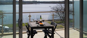 Tur an Tsaile - Galway Lakeside Apartments