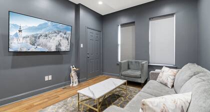 5 Bedroom | Luxurious | Movie theater