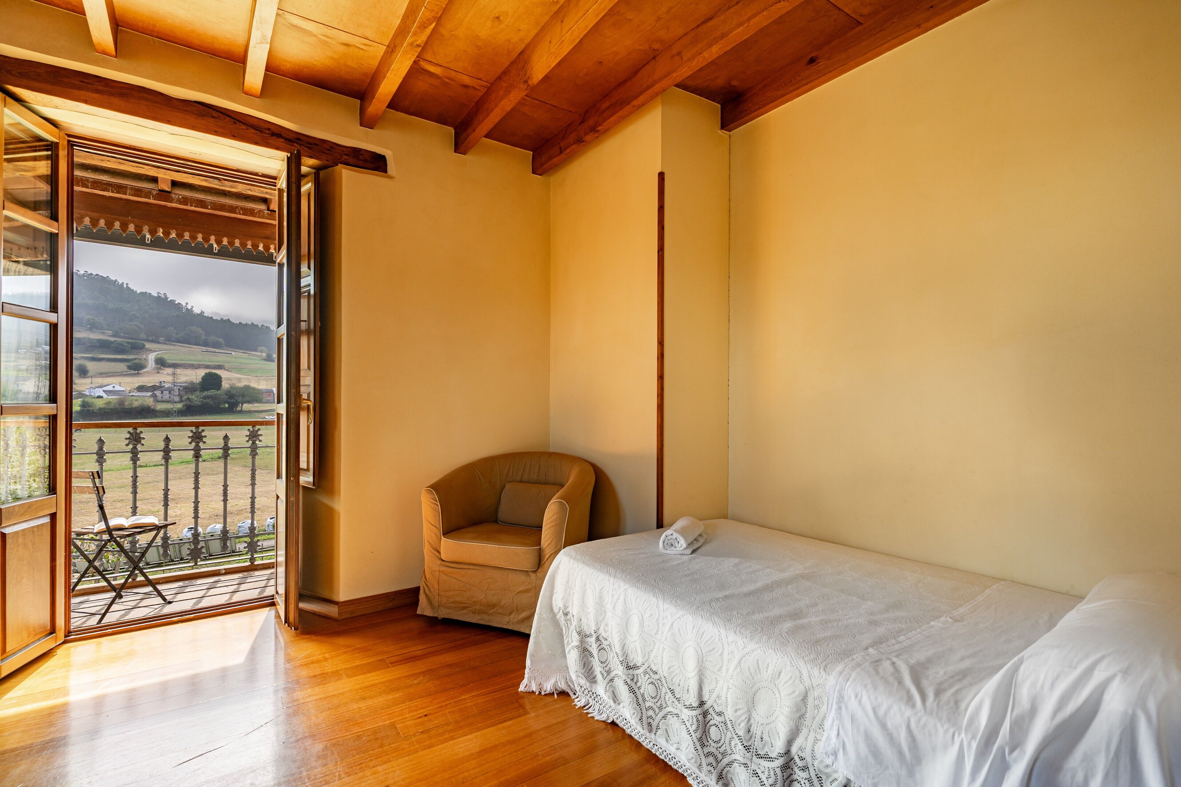 1 室のベッドルーム、WiFi、ベッドシーツ