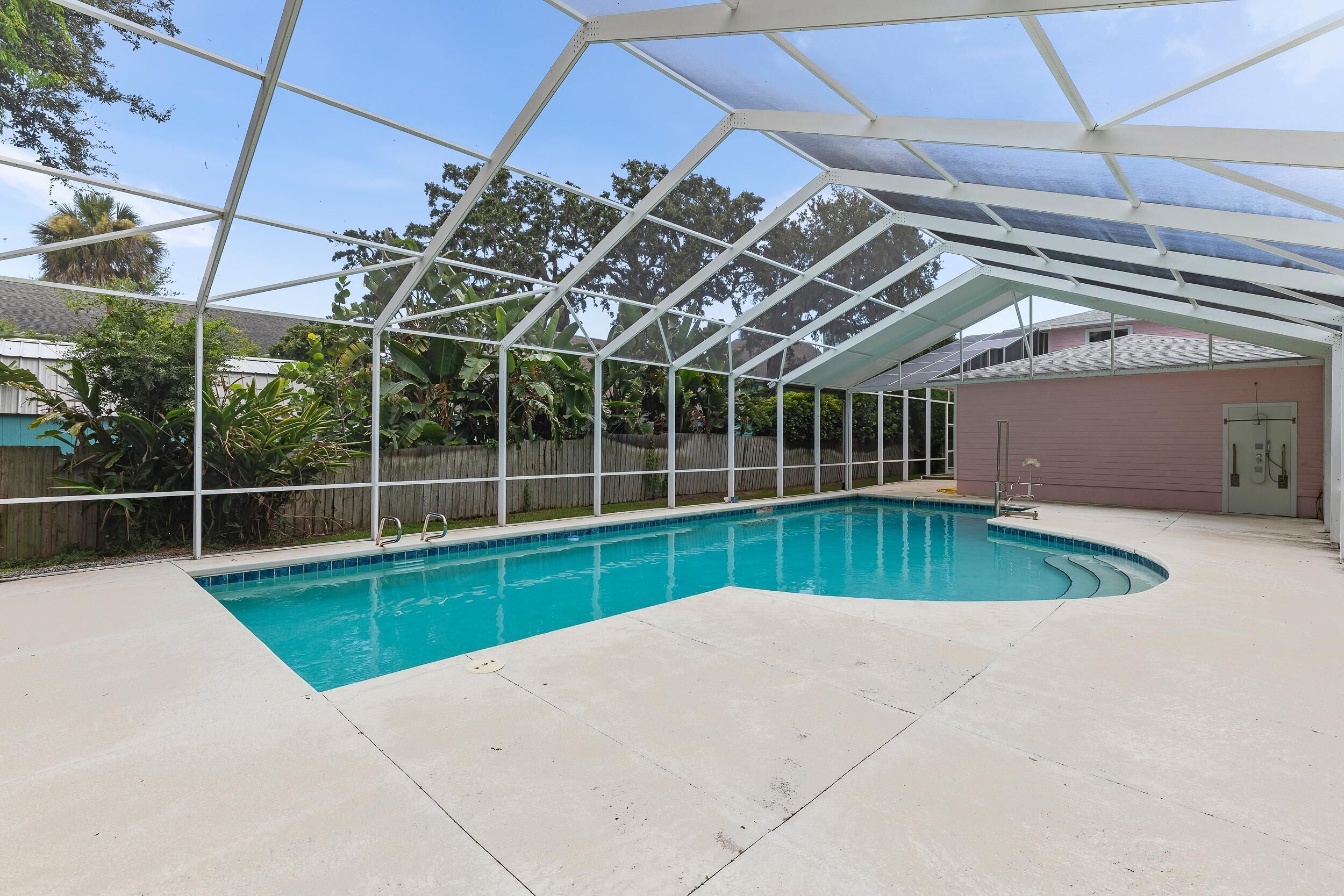 House, Multiple Beds (Sunrise on Halifax) | Pool