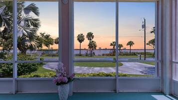 House, Multiple Beds (Sunrise on Halifax) | Interior