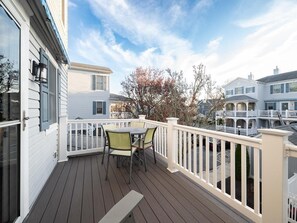 Outdoor dining - Cape May Condo Retreat w/ Pool & Beach Access (Cape May)