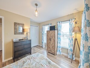 2 bedrooms, iron/ironing board, free WiFi, bed sheets - Cape May Condo Retreat w/ Pool & Beach Access (Cape May)