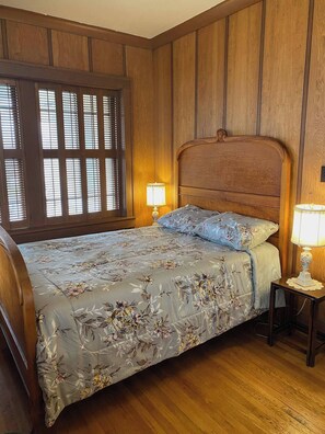 3 Schlafzimmer, Bügeleisen/Bügelbrett, Bettwäsche