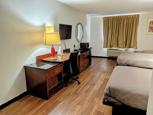 Forsythia Inn