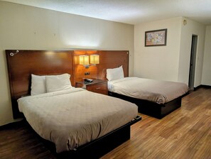 笔记本电脑工作区、遮光窗帘、隔音、熨斗/熨衣板