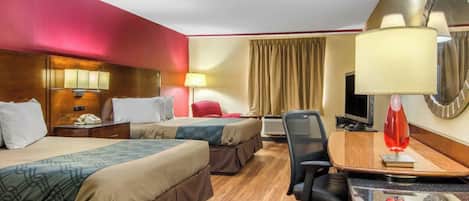 Habitación doble Deluxe, 2 camas matrimoniales, para fumadores | Espacio para trabajar con laptop, cortinas blackout y insonorización