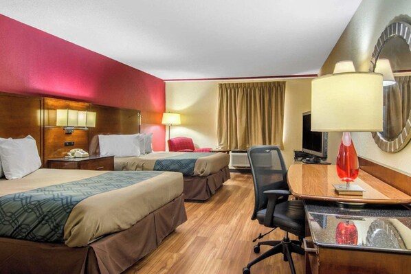 Deluxe Double Room, 2 Double Beds, Smoking | Laptop workspace, blackout curtains, soundproofing, iron/ironing board