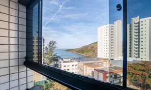 Basic Apartment | Interior - Comfort and Sophistication Just Steps From Praia do Morro - DBH (Guarapari)