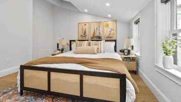 3 bedrooms, iron/ironing board, travel crib, WiFi