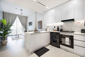 Fridge, microwave, oven, stovetop