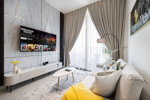 Smart TV, stereo